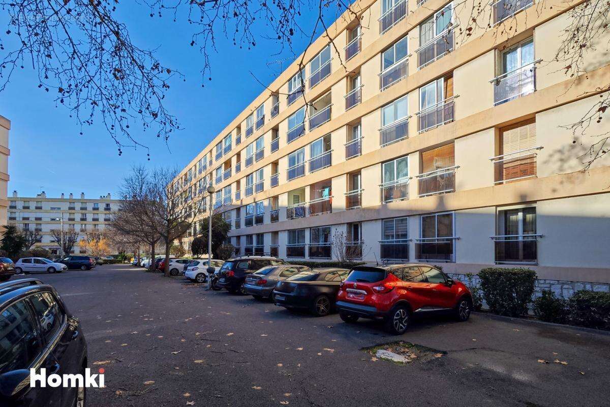 Appartement à MARSEILLE-9E