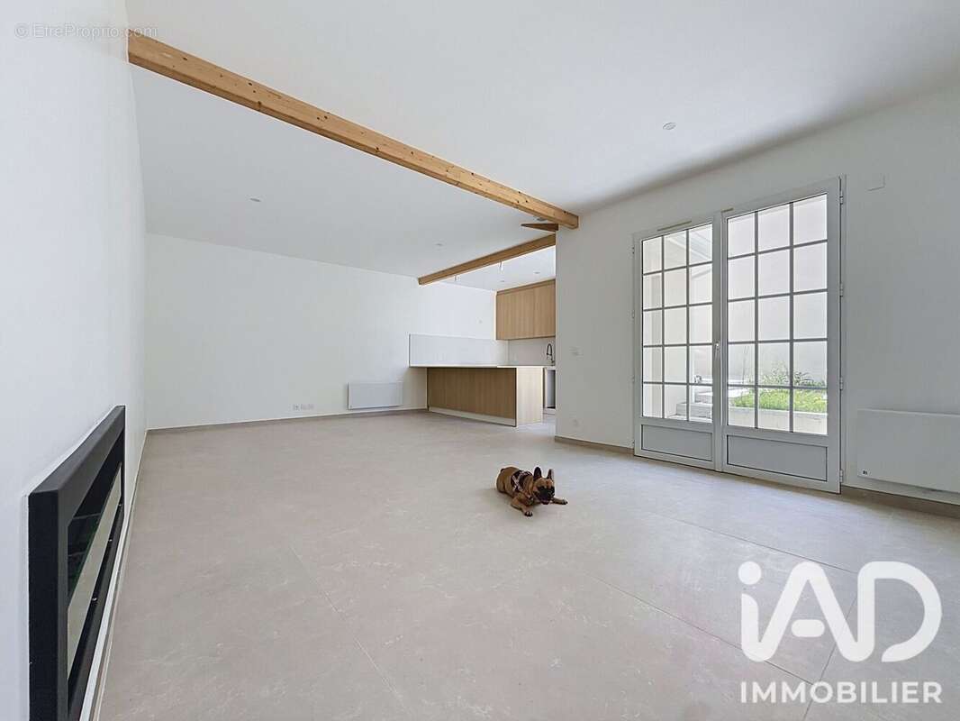 Photo 2 - Maison à SAINTE-GENEVIEVE-DES-BOIS