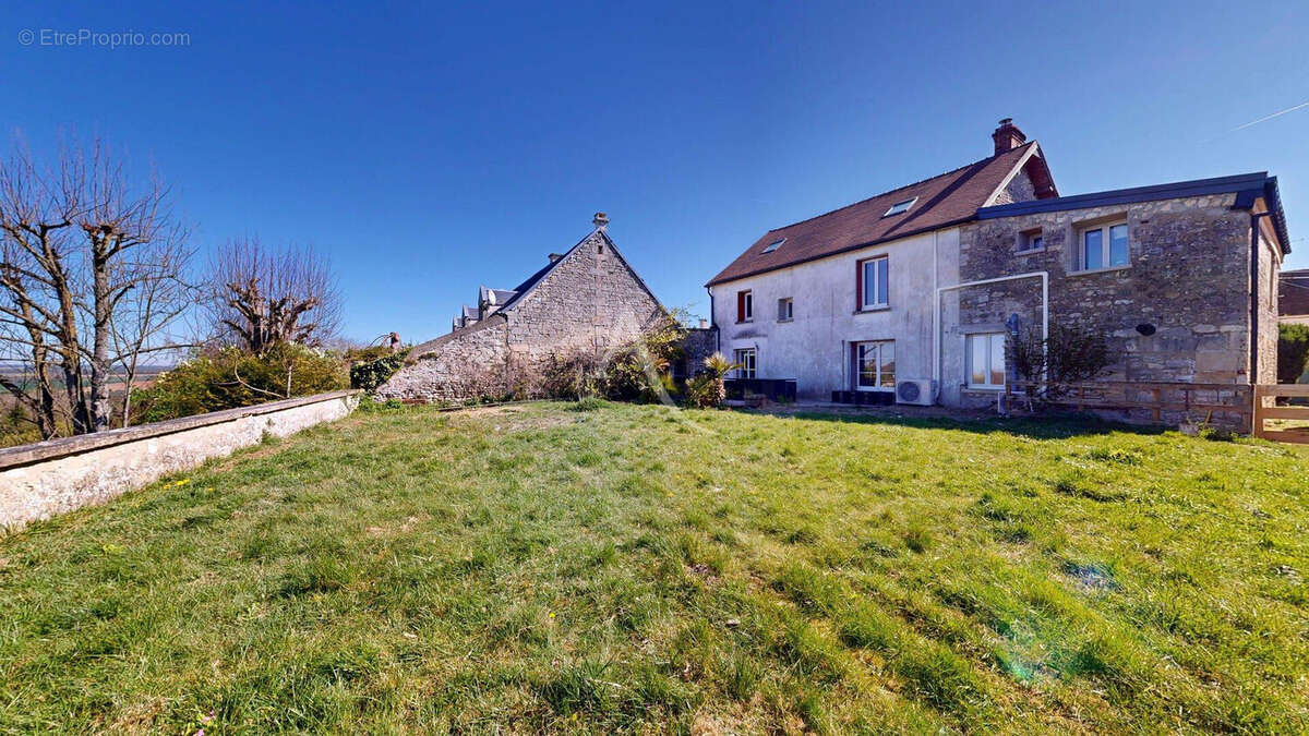 Maison à CHAUMONT-EN-VEXIN