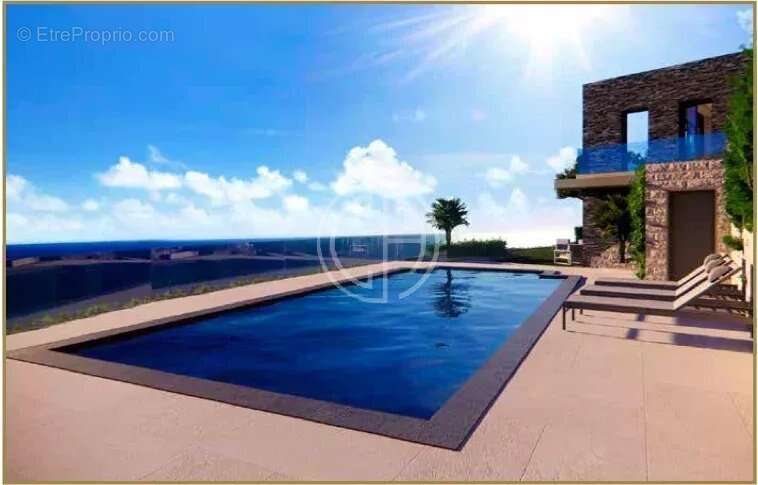 Maison à ROQUEBRUNE-CAP-MARTIN