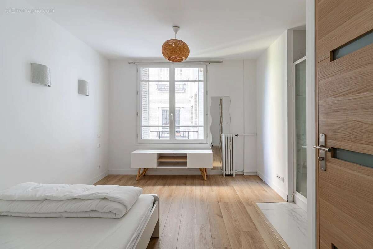 Appartement à PARIS-19E