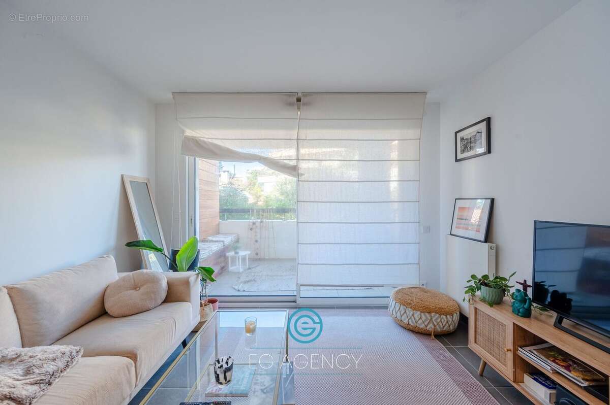 Appartement à MARSEILLE-8E