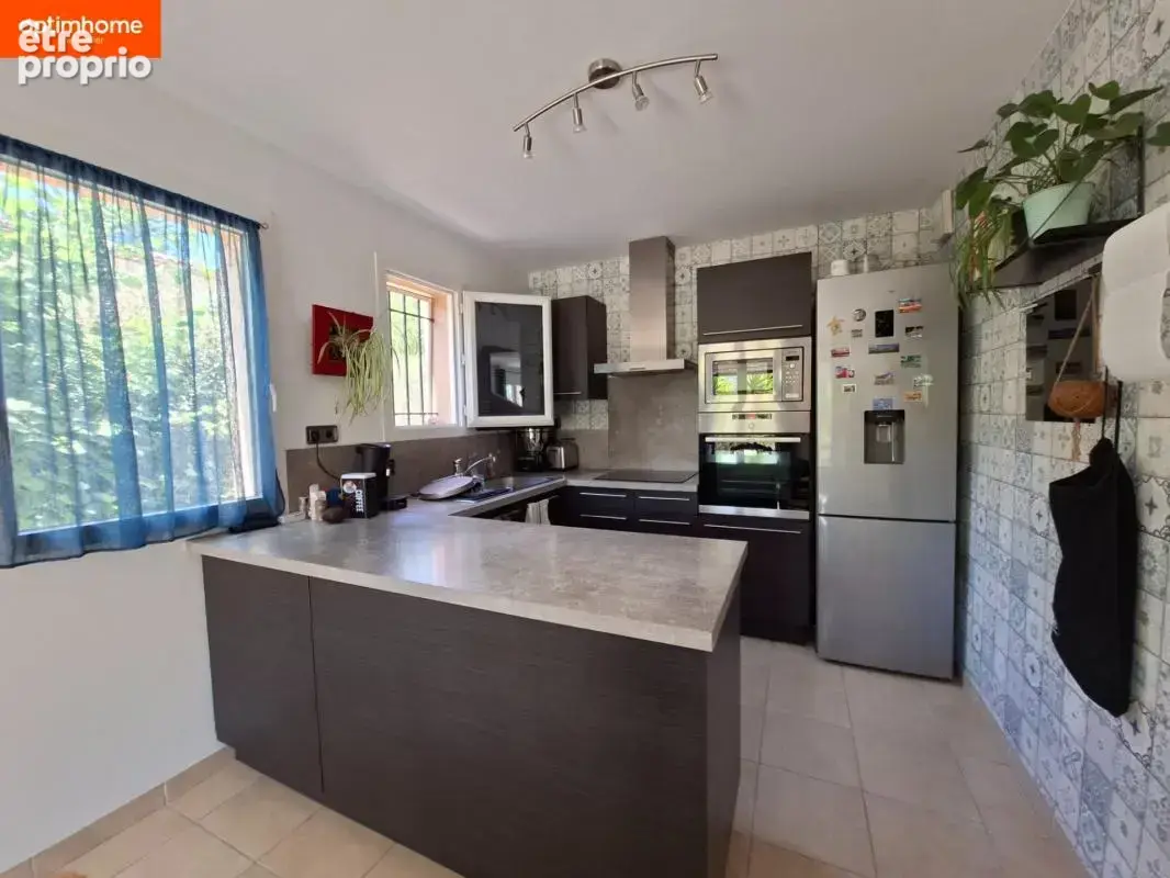 Maison de 107m² à vendre 5 pièces AUBAGNE (13)- 4 Chambres - 498 m² de terrain - Piscine - photo 7
