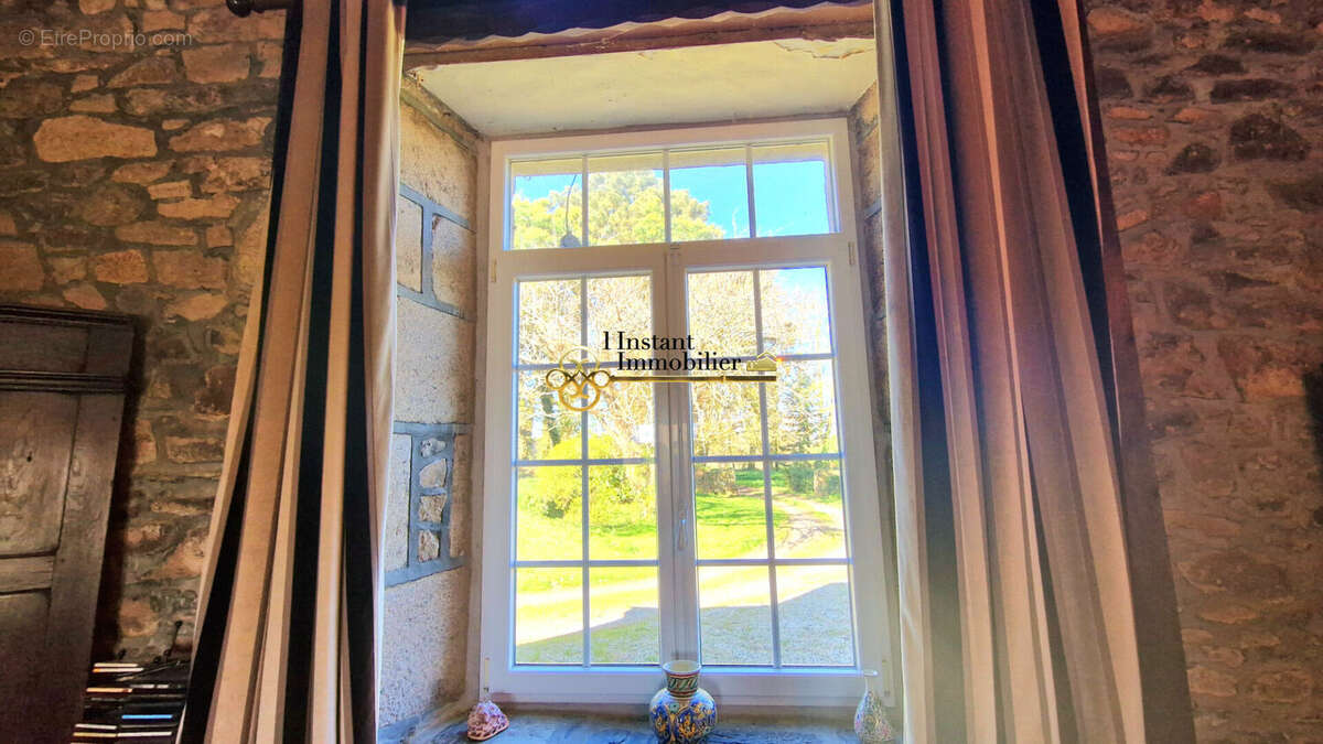 Maison à PLOUGASNOU