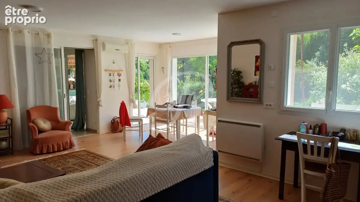 Propriété 8 pièces sur terrain d'environ 6000m2 - photo 3
