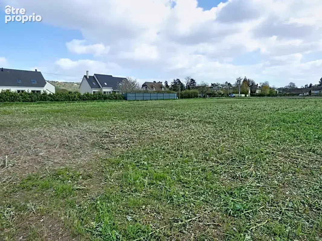 Terrain à VAUX-SUR-EURE