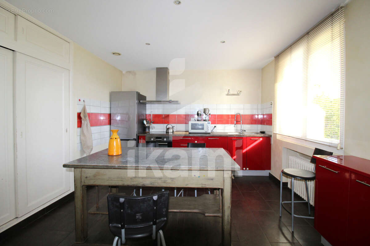 Maison à GUILHERAND-GRANGES