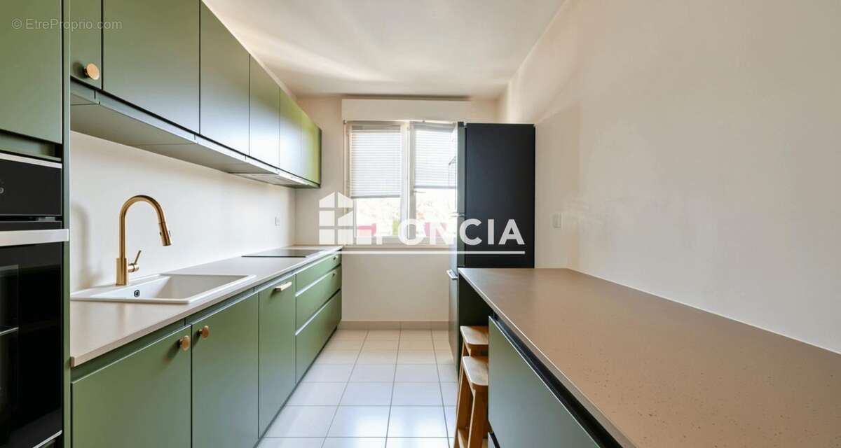 Appartement à LE KREMLIN-BICETRE