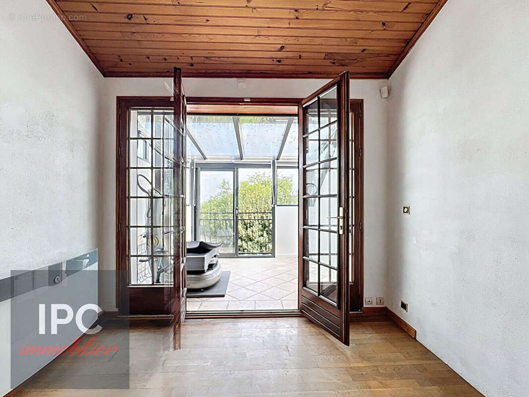 Maison à SAINT-DENIS