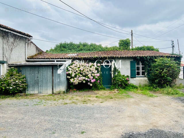 Maison à HAUTE-GOULAINE