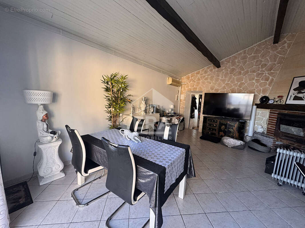 Maison à BAYON-SUR-GIRONDE