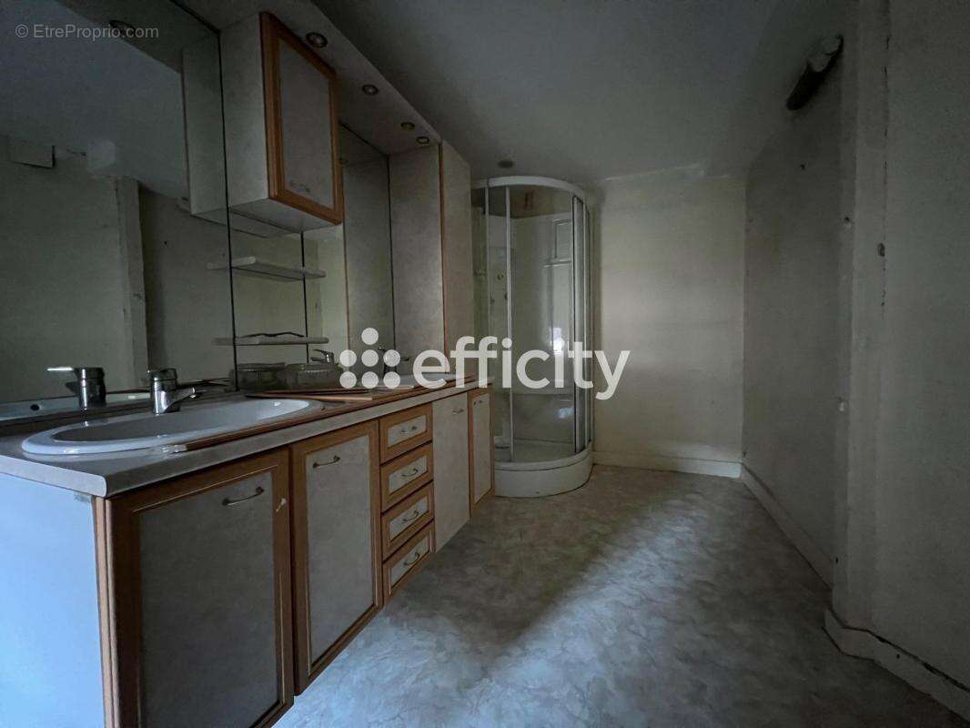 Maison à LONGNY-AU-PERCHE