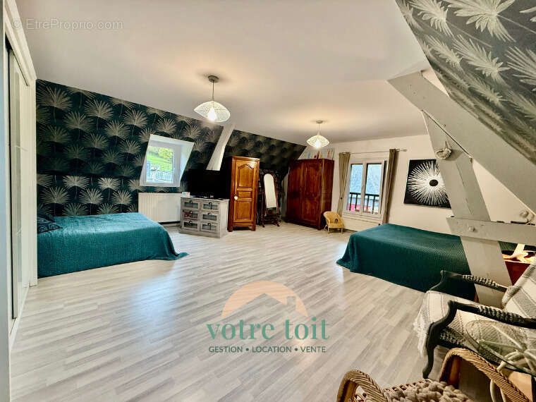 Maison à PONT-L'EVEQUE