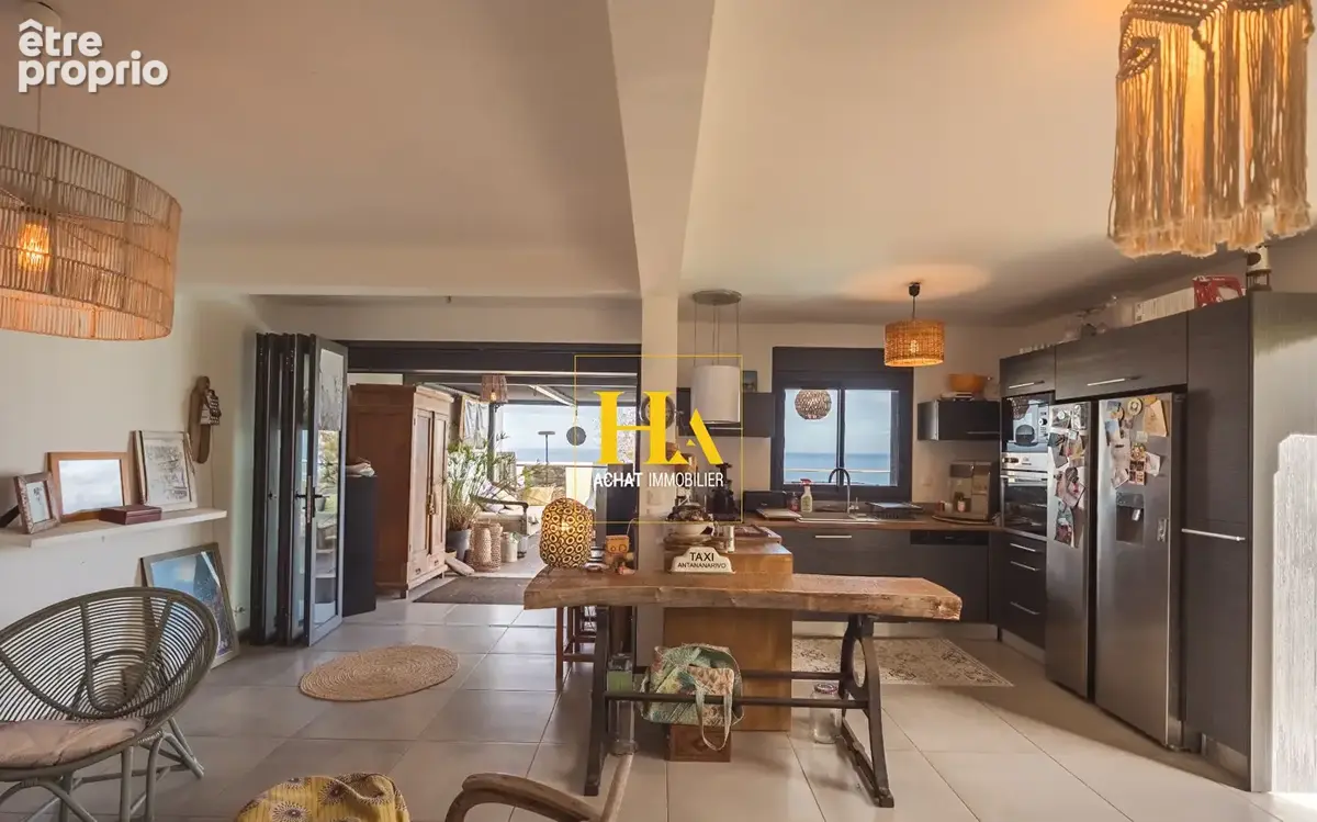 HA IMMO - Trois Bassins  Littoral Maison F5 - photo 3