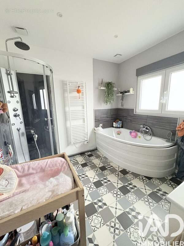 Photo 8 - Maison à LECELLES