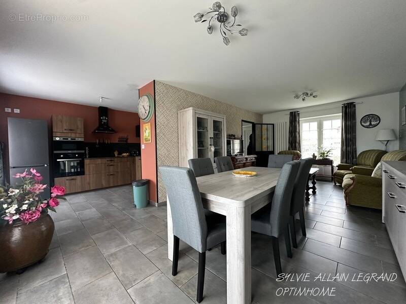 Maison à BIACHE-SAINT-VAAST