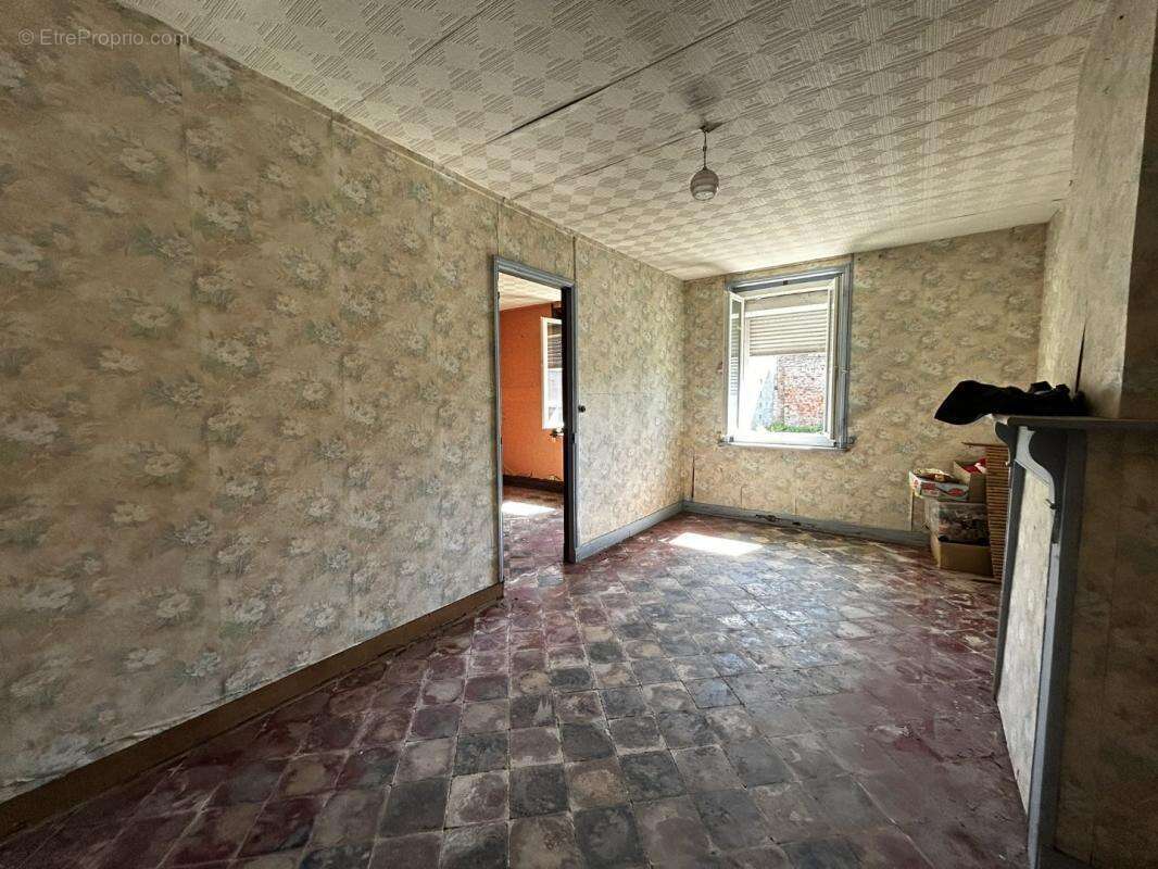 Maison à AWOINGT