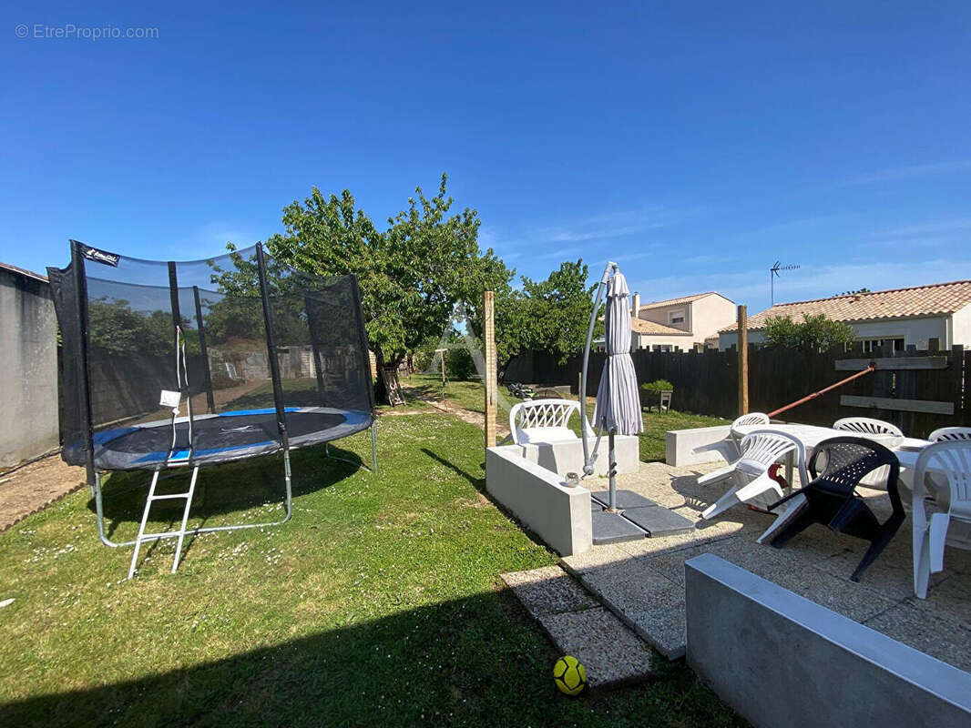 Maison à SAINT-MICHEL-EN-L&#039;HERM