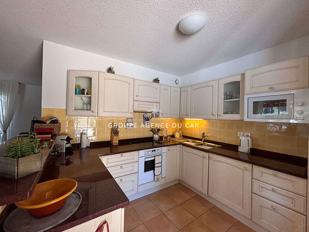 Maison à LES ISSAMBRES