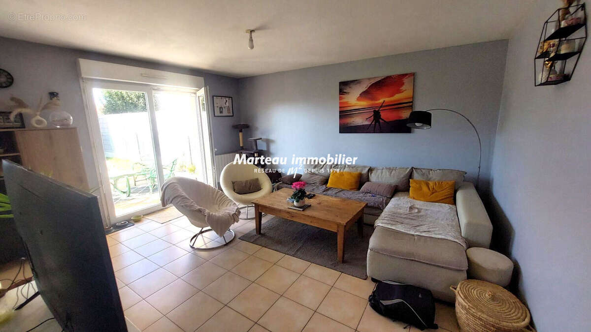 Appartement à COULAINES