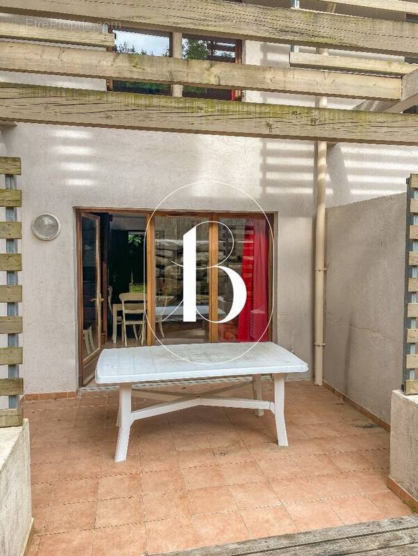 Appartement à BARJAC