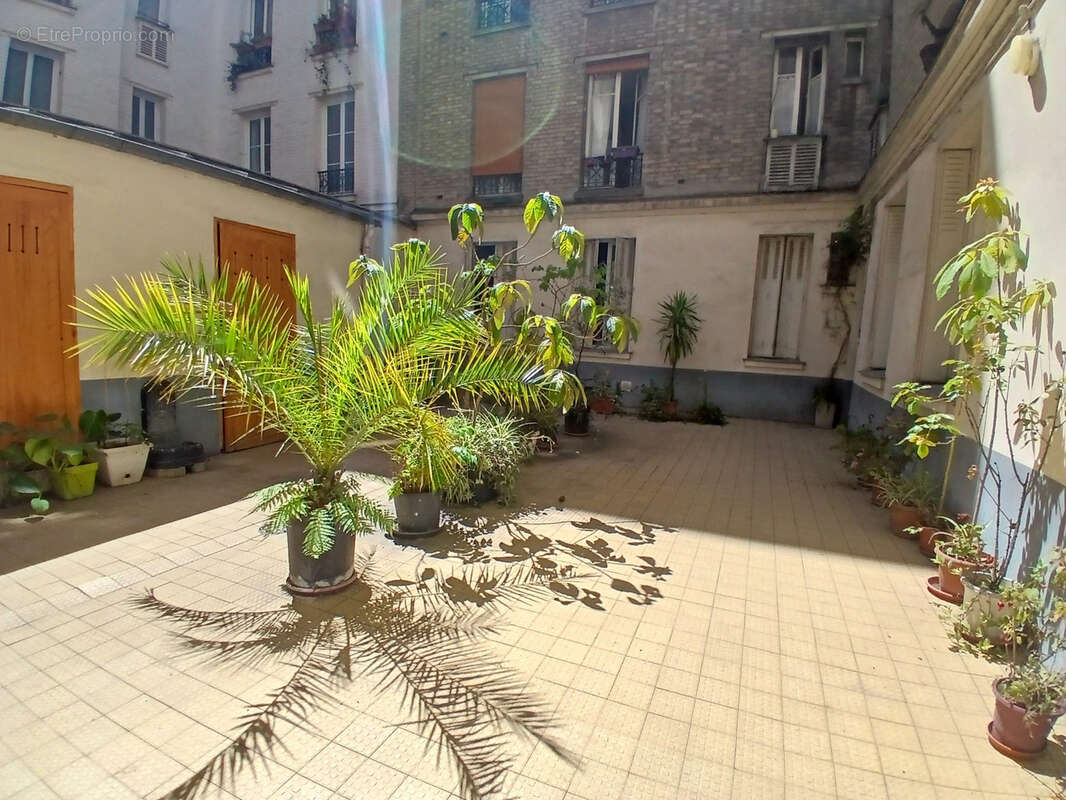 Appartement à PARIS-19E