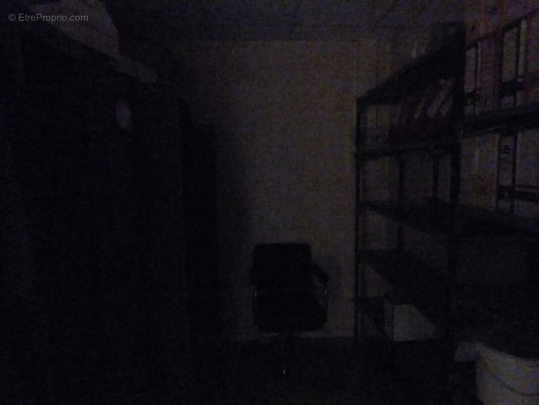 Commerce à MEREVILLE