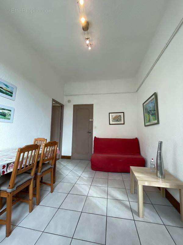 Appartement à GREOUX-LES-BAINS