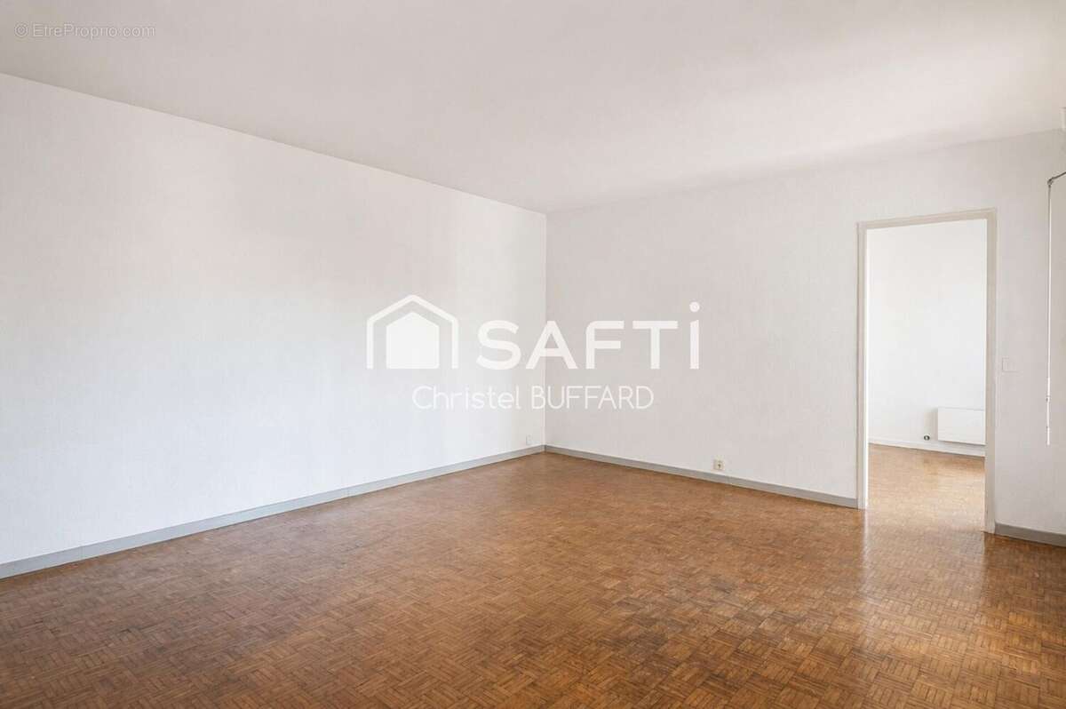 Photo 4 - Appartement à MARSEILLE-5E