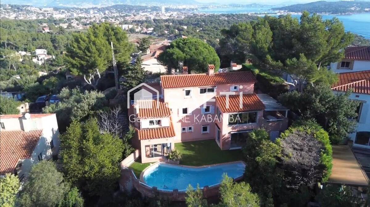 Photo 1 - Maison à LA SEYNE-SUR-MER