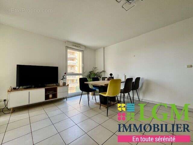 Appartement à LATTES