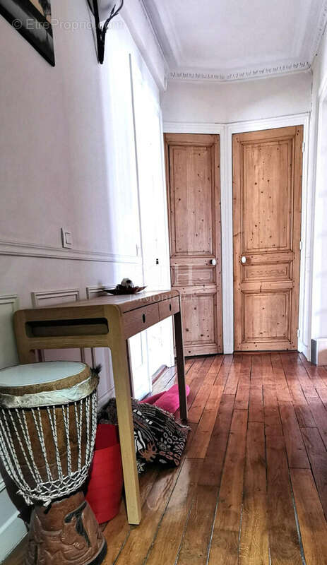 Appartement à PARIS-15E