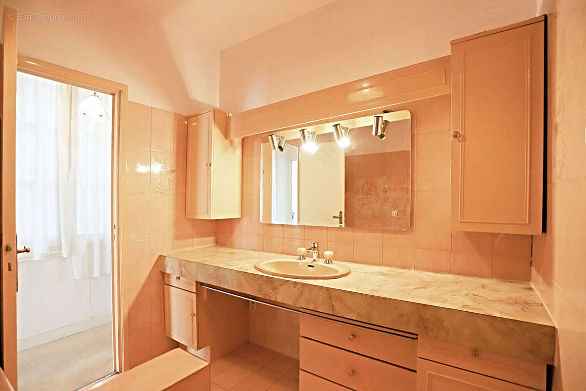 Appartement à SAINT-MANDE