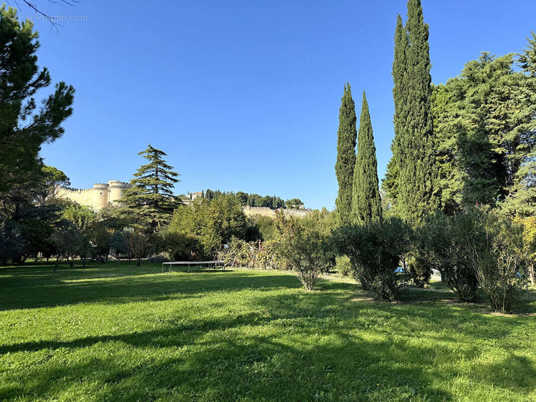 Maison à VILLENEUVE-LES-AVIGNON