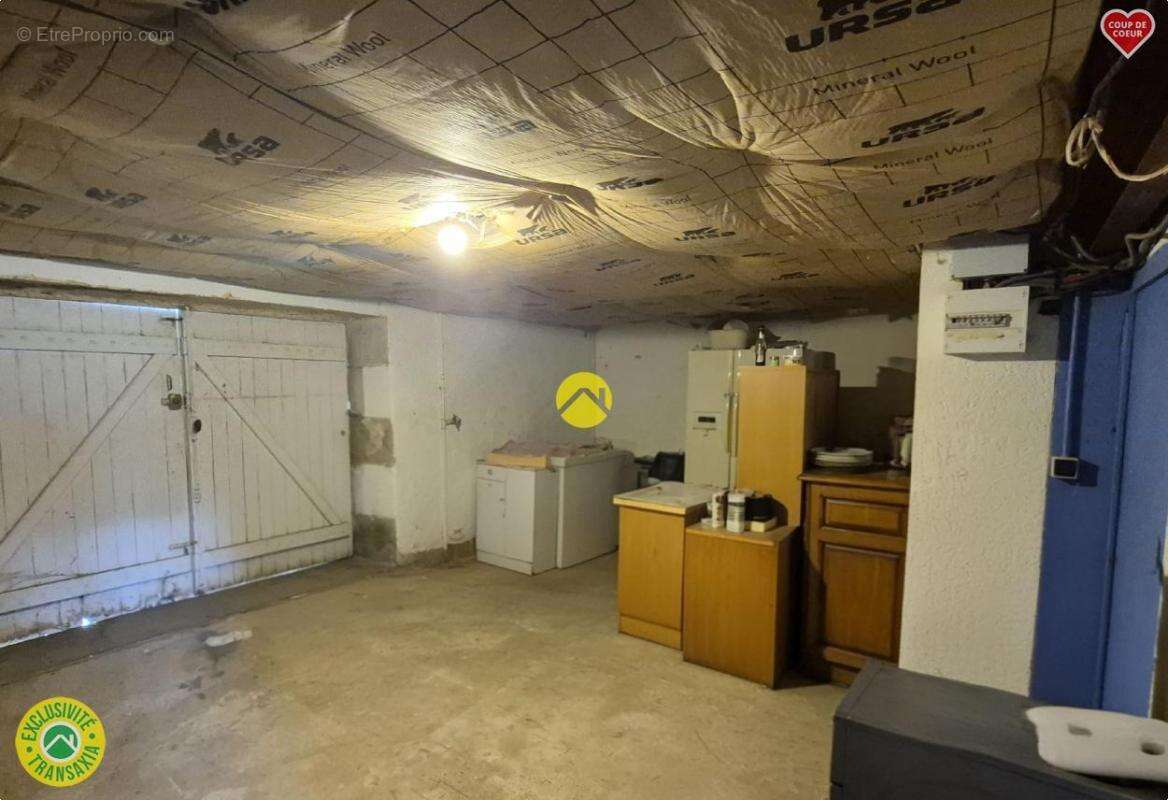 Maison à CHEZAL-BENOIT