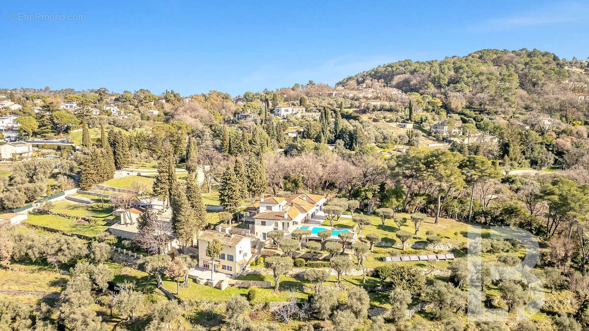 Maison à MOUANS-SARTOUX