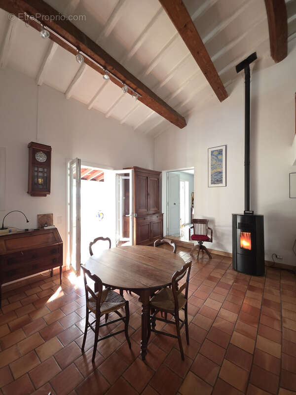 Maison à SAINT-MARTIN-DE-CRAU