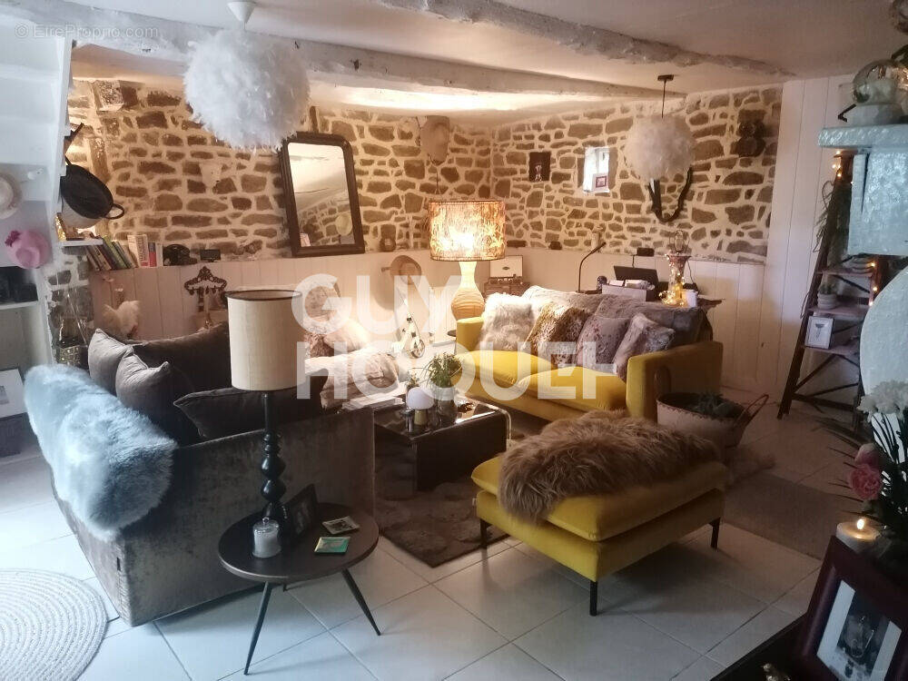 Maison à SAINT-HELEN