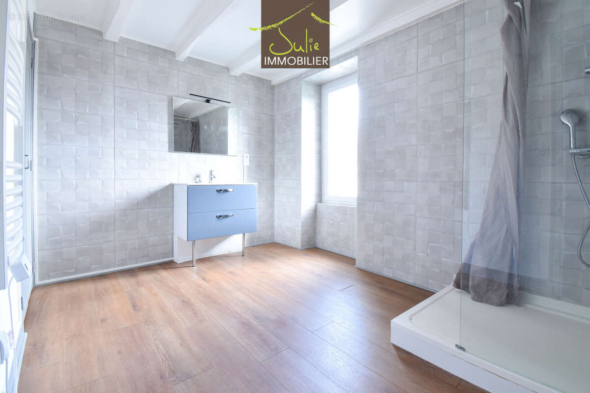 Appartement à MONCOUTANT