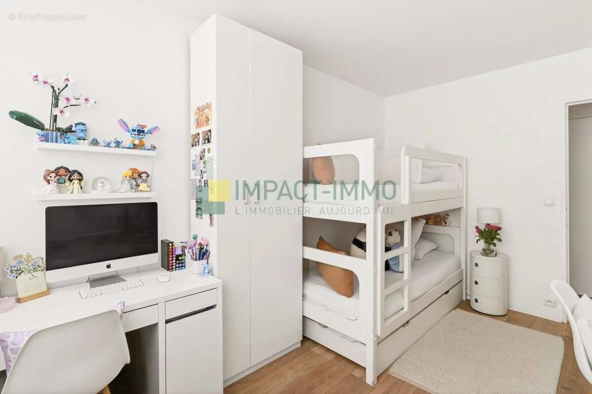 Appartement à CLICHY
