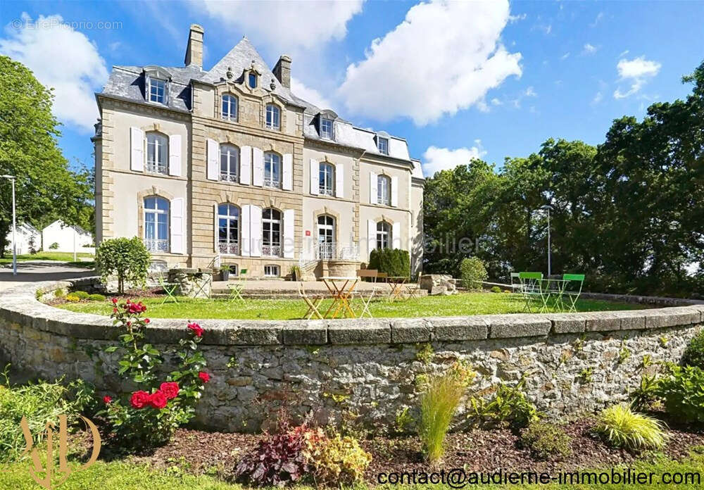 Appartement à AUDIERNE