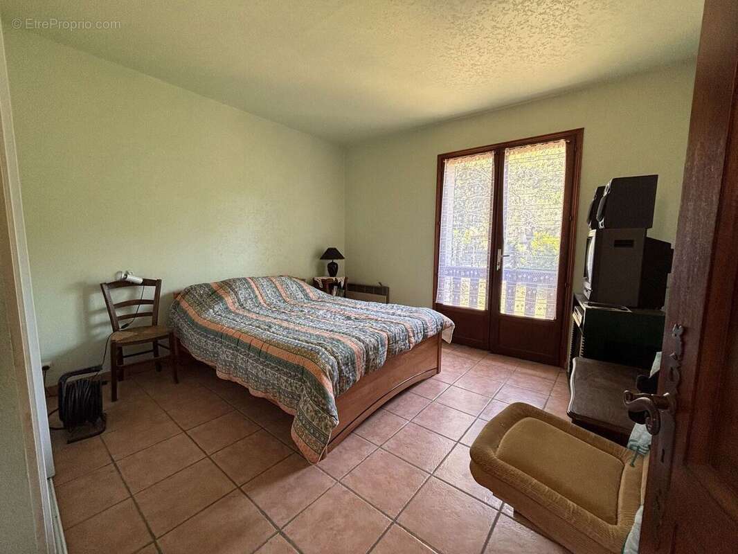 chambre n°2 RDC - Maison à CAHORS