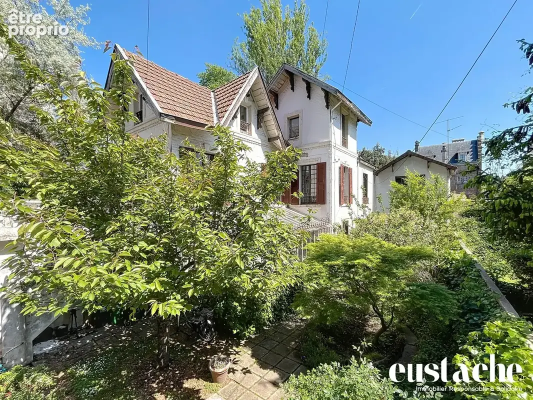 Maison à COLOMBES