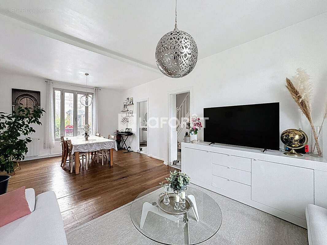 Maison à BONNEUIL-SUR-MARNE