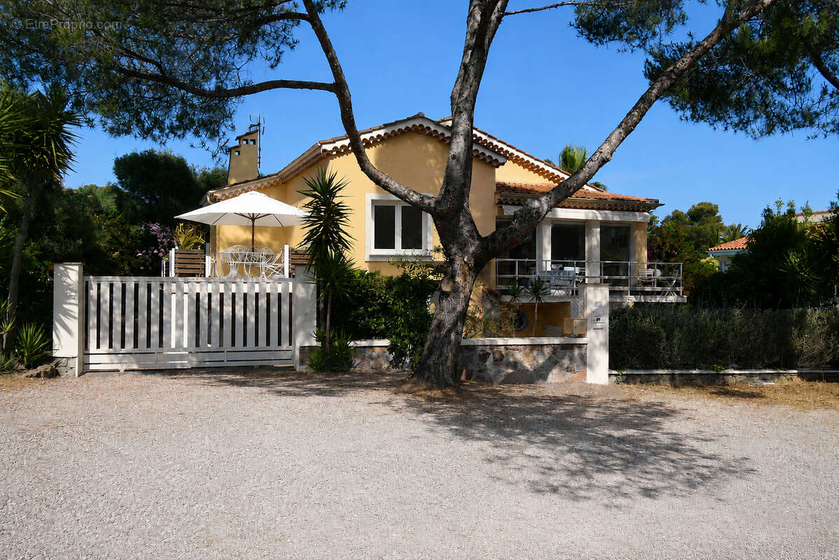 Maison à SAINT-RAPHAEL