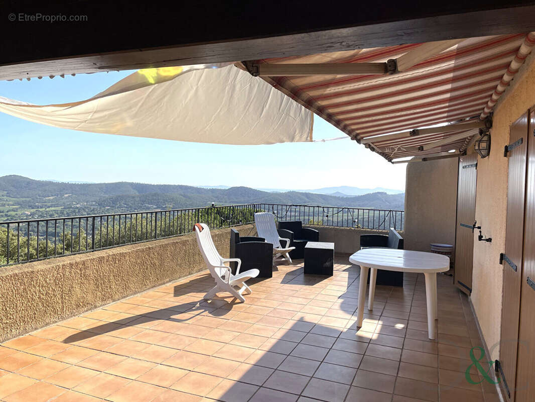 Maison à BORMES-LES-MIMOSAS