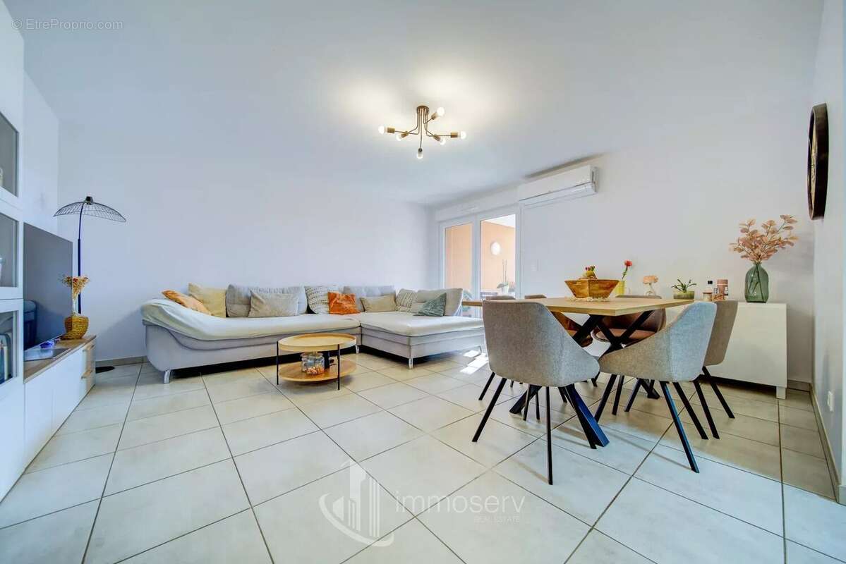 Appartement à AMNEVILLE