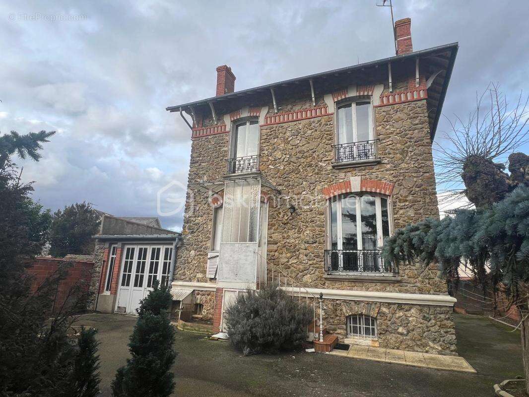 Maison à ANGERVILLE