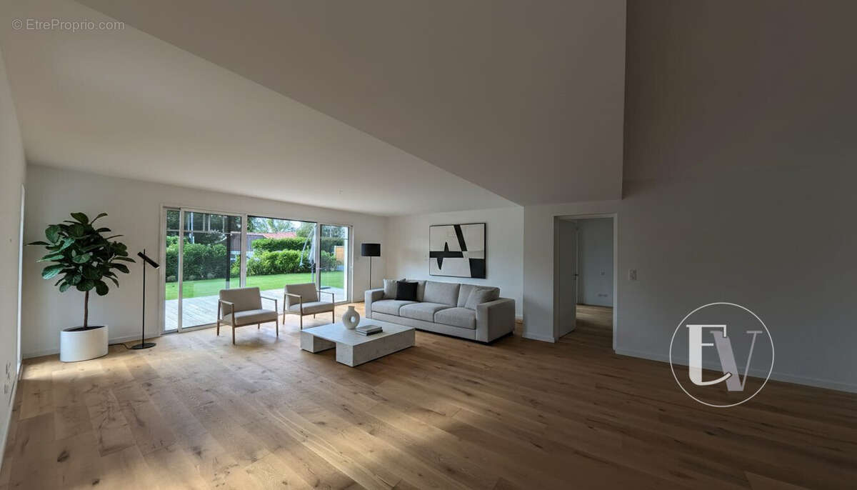 Maison 157 m² à La Teste-De-Buch  - photo 3