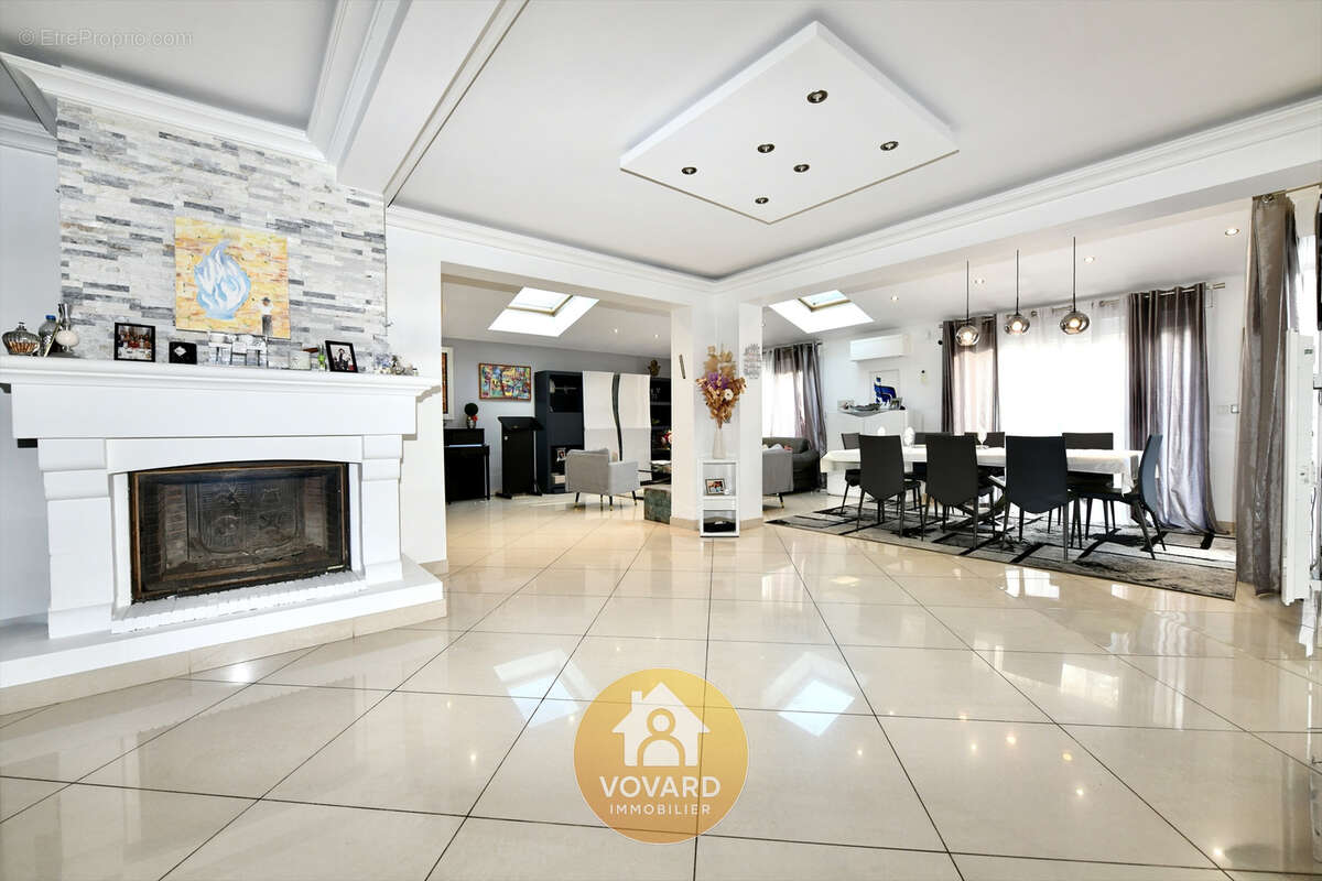 Maison à SAINT-BRICE-SOUS-FORET